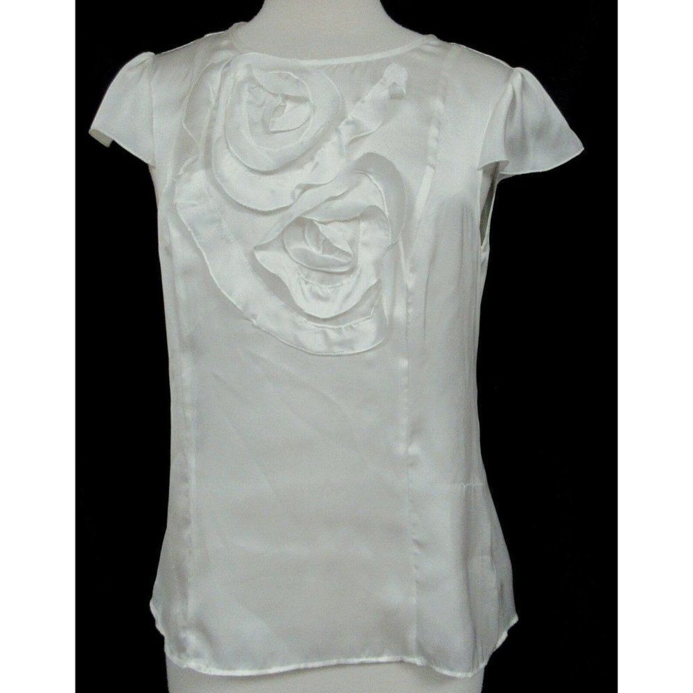 Spense Sz M Off White Pullover Blouse Top Front Fabric Flower Matte Satin Finish